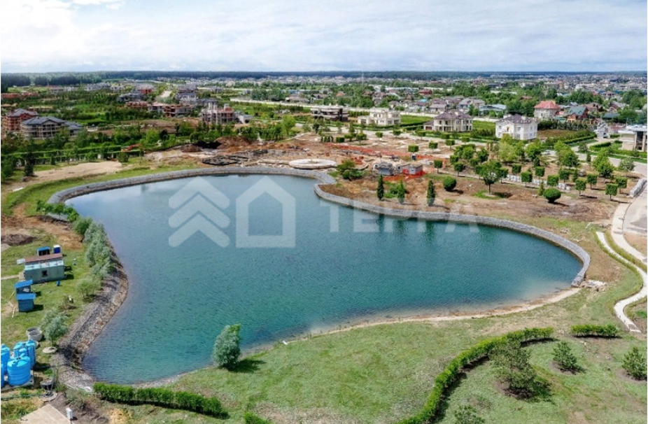 Ренессанс Парк