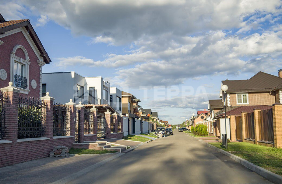 Объект ID 15299 - Дом