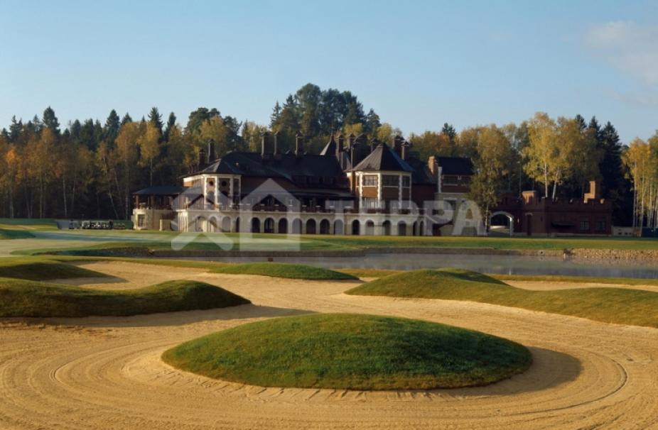 Пестово Гольф и Яхт Клуб